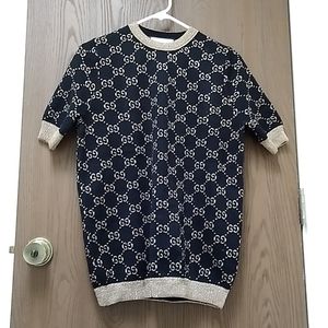 Gucci sweater black gold GG logo short sleeve, metallic trim, sz L